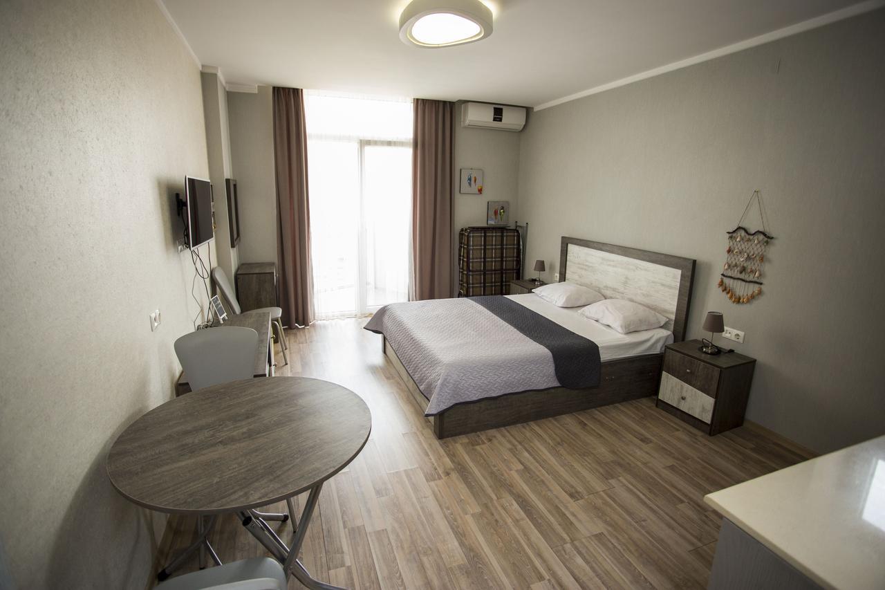 Apartment On Khimshiashvili Batumi Ngoại thất bức ảnh