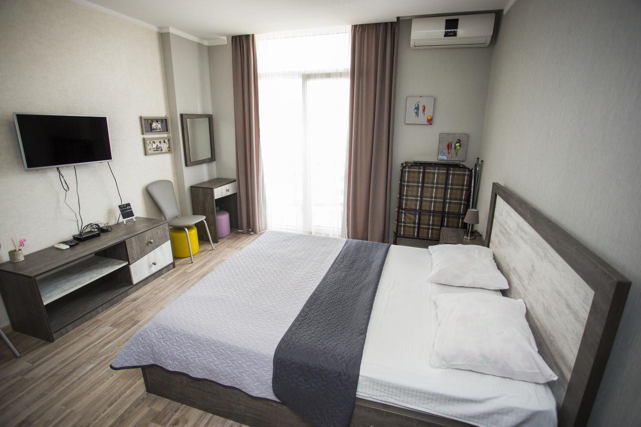 Apartment On Khimshiashvili Batumi Ngoại thất bức ảnh