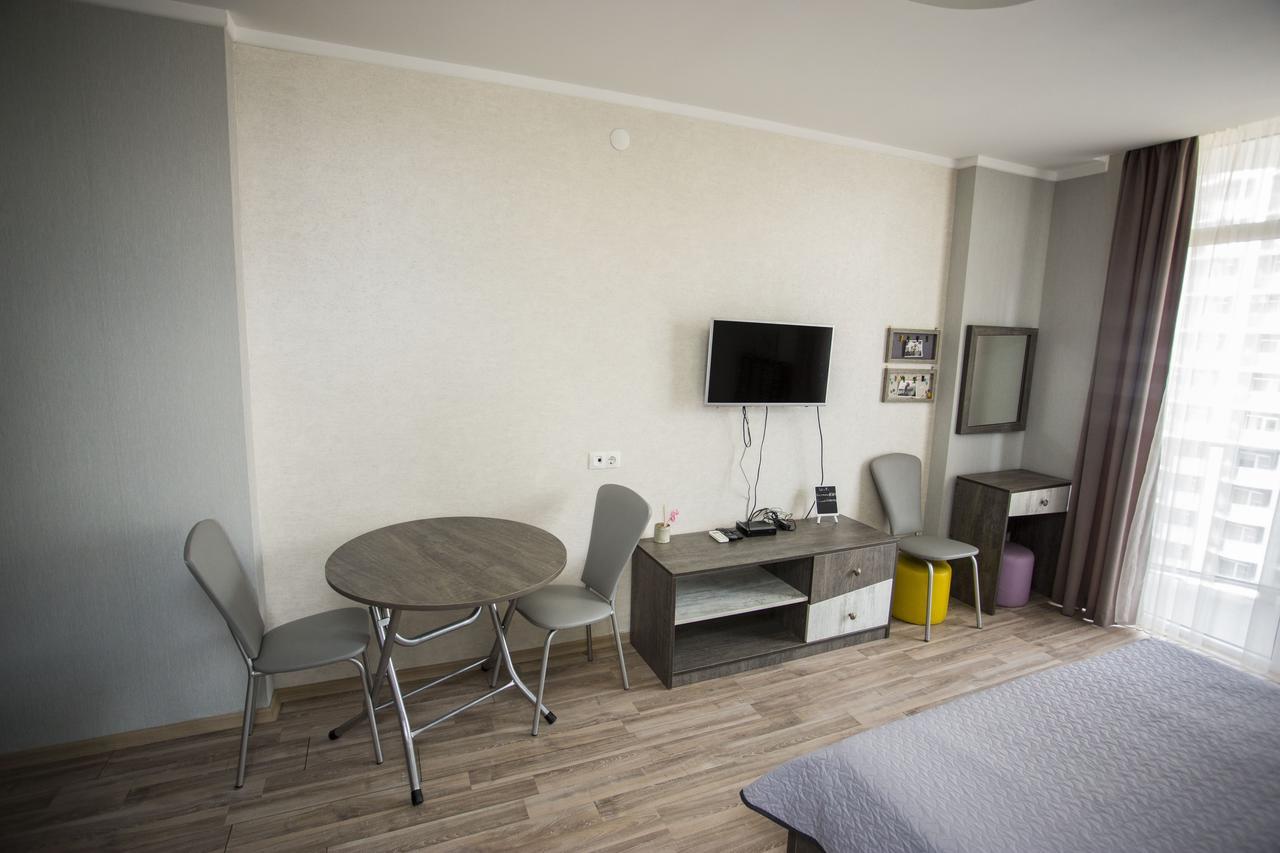 Apartment On Khimshiashvili Batumi Ngoại thất bức ảnh